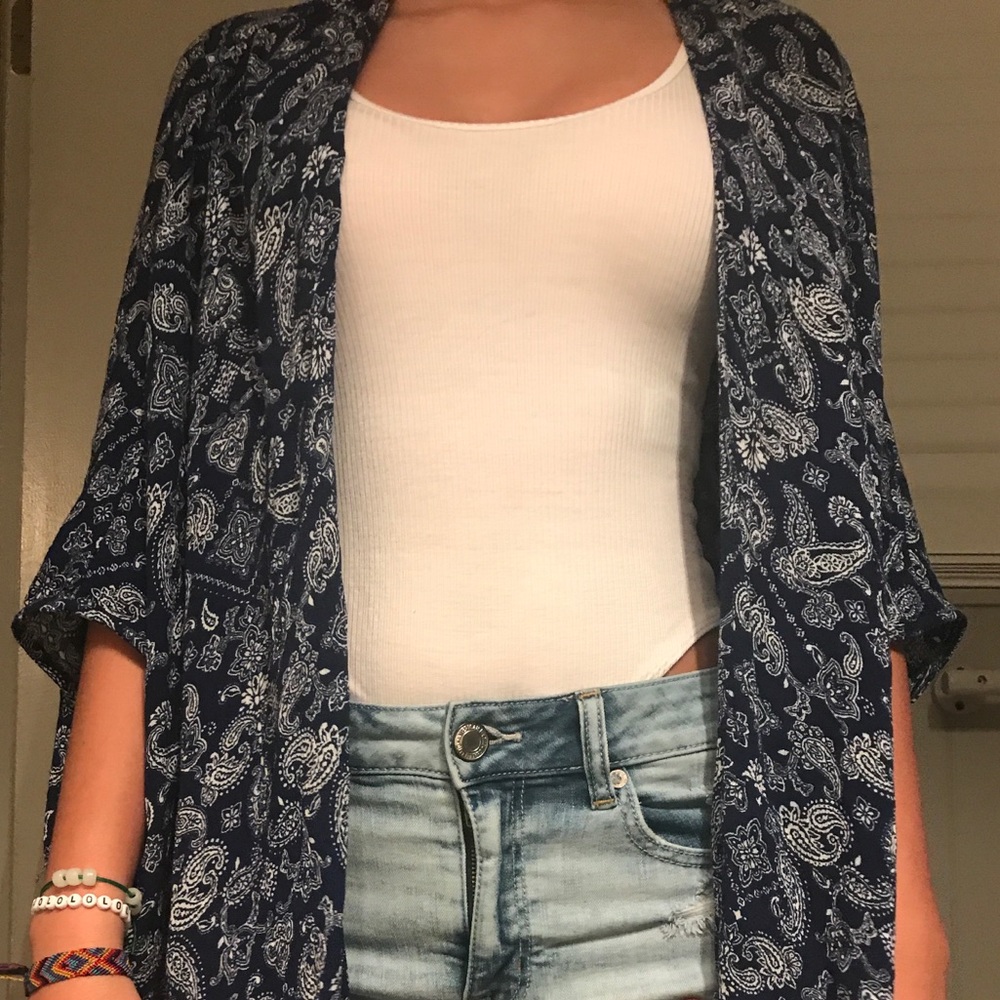 Paisly print kimono
